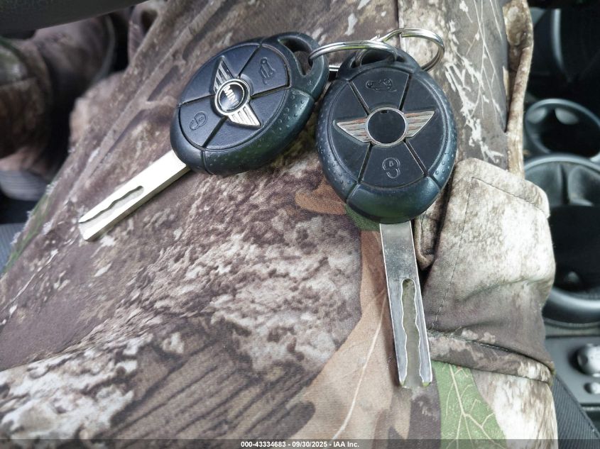 2006 Mini Cooper VIN: WMWRC33526TK64879 Lot: 43334683