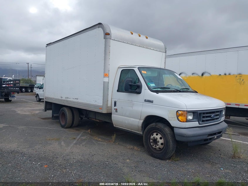 1FDWE35L47DA71569 2007 Ford E-350 Cutaway auction photo 1
