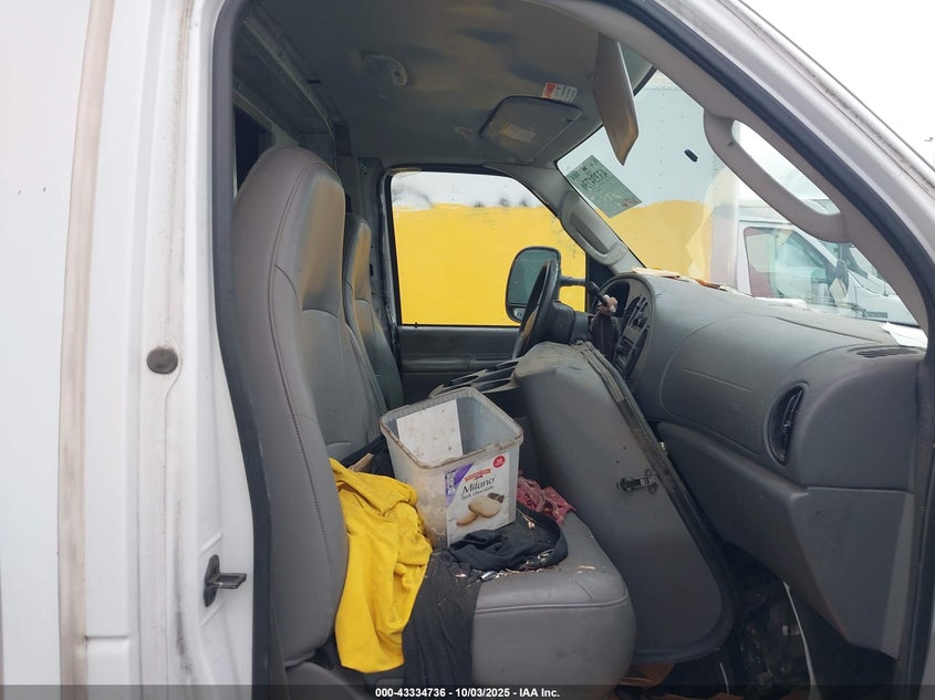 2007 Ford E-350 Cutaway VIN: 1FDWE35L47DA71569 Lot: 43334736