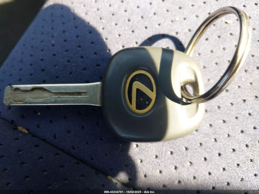 2002 Lexus Is 300 Base W/5-Speed Manual VIN: JTHBD192220043067 Lot: 43334781