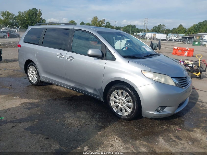 5TDDK3DC0CS033308 2012 Toyota Sienna Xle 7 Passenger auction photo 1