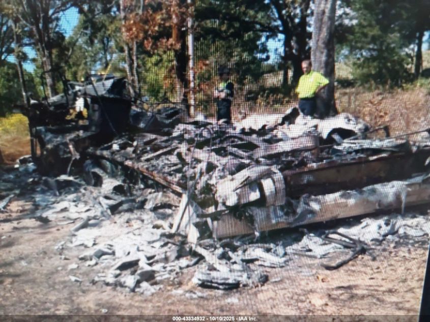 2014 Ford F53 VIN: 1F65F5DY4E0A09358 Lot: 43334932