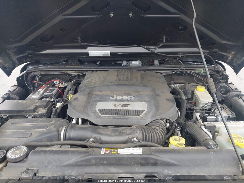 2015 JEEP WRANGLER UNLIMITED SPORT - 1C4BJWDGXFL569817