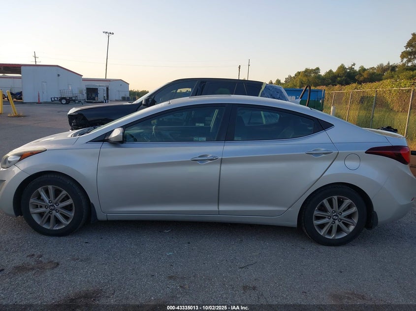 2015 HYUNDAI ELANTRA SE - 5NPDH4AE6FH641628