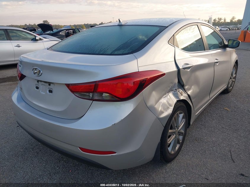 2015 HYUNDAI ELANTRA SE - 5NPDH4AE6FH641628