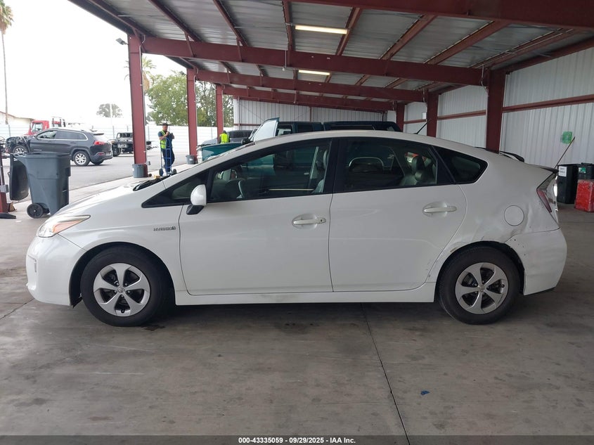2013 TOYOTA PRIUS TWO JTDKN3DU7D0353804