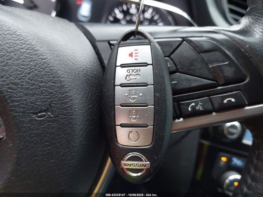 2017 Nissan Rogue Sv VIN: 5N1AT2MVXHC784741 Lot: 43335147