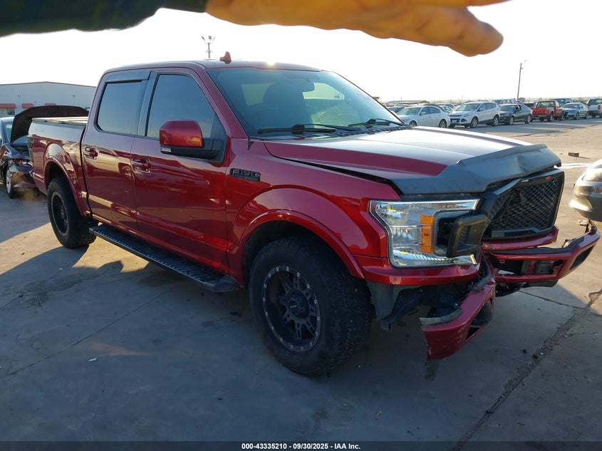 FORD F-150 LARIAT