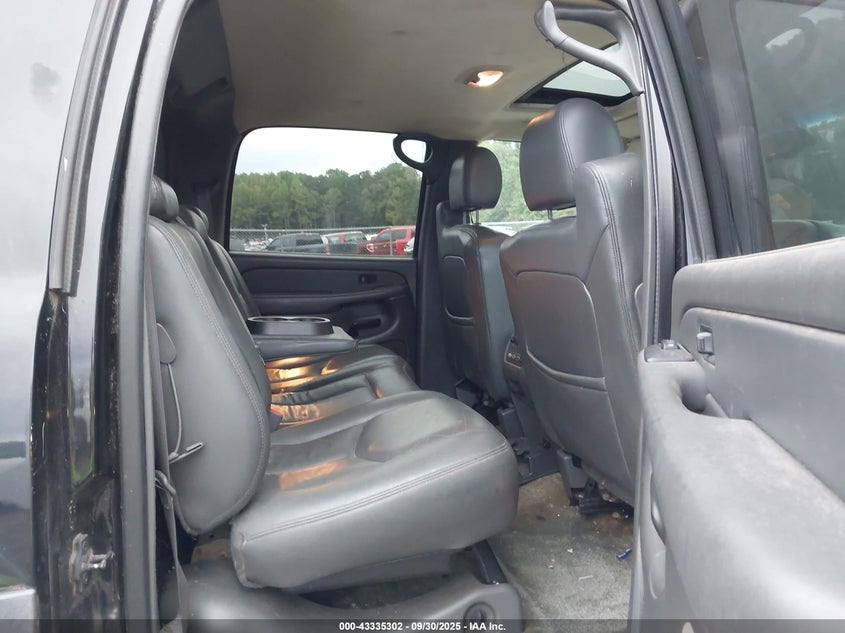 2003 Chevrolet Avalanche 1500 VIN: 3GNEK13T83G108773 Lot: 43335302