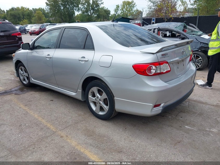 5YFBU4EE4CP016091 2012 TOYOTA COROLLA photo no. 3