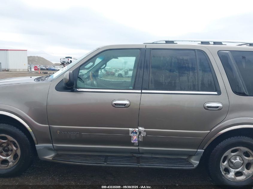 2001 Lincoln Navigator VIN: 5LMFU28A21LJ03548 Lot: 43335389