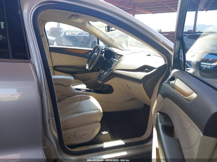 2019 LINCOLN MKC SELECT - 5LMCJ2C93KUL02693