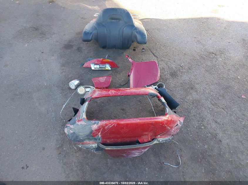 2016 Harley-Davidson Fltruse Cvo Road Glide VIN: 1HD1TAN12GB964907 Lot: 43335470