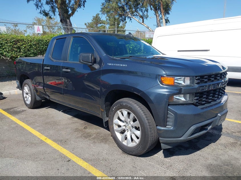 CHEVROLET SILVERADO 1500 CUSTOM