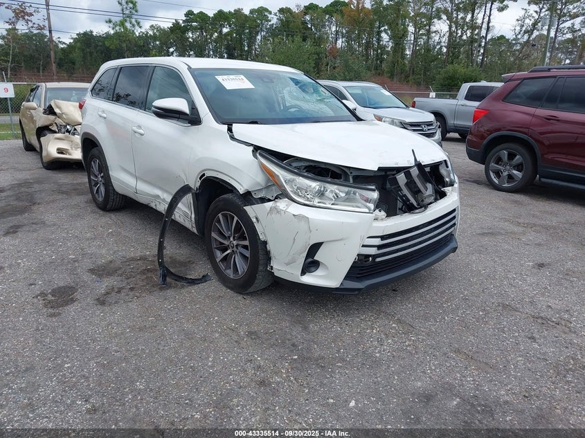 TOYOTA HIGHLANDER LE