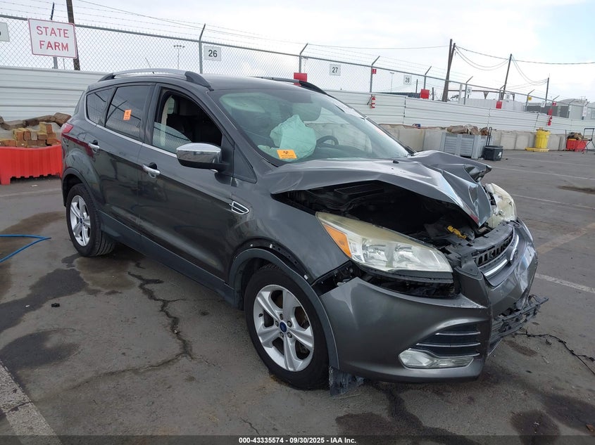 FORD ESCAPE SE