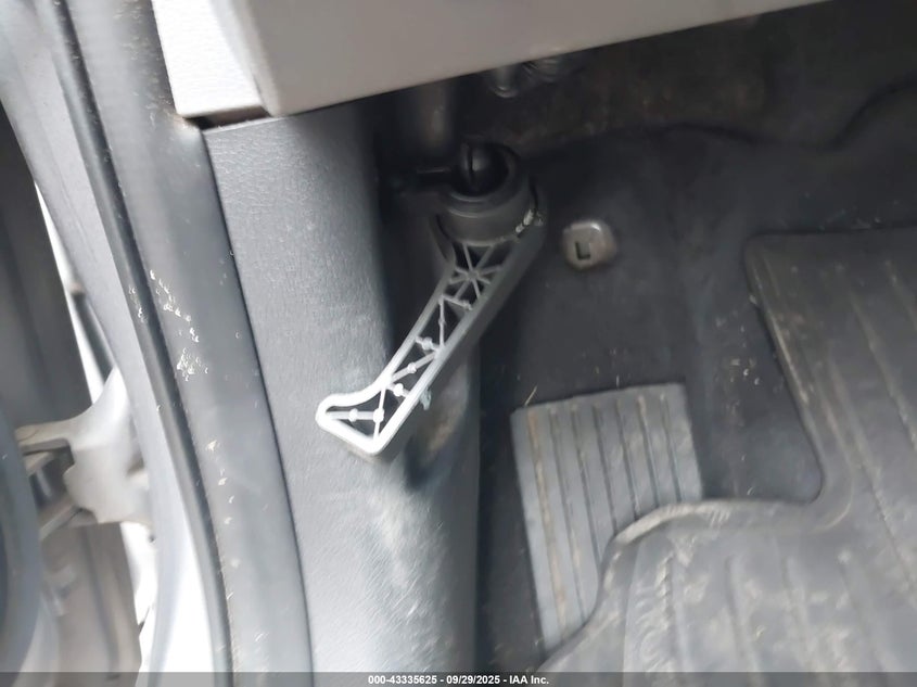 2014 HYUNDAI ELANTRA SE - KMHDH4AE0EU028551