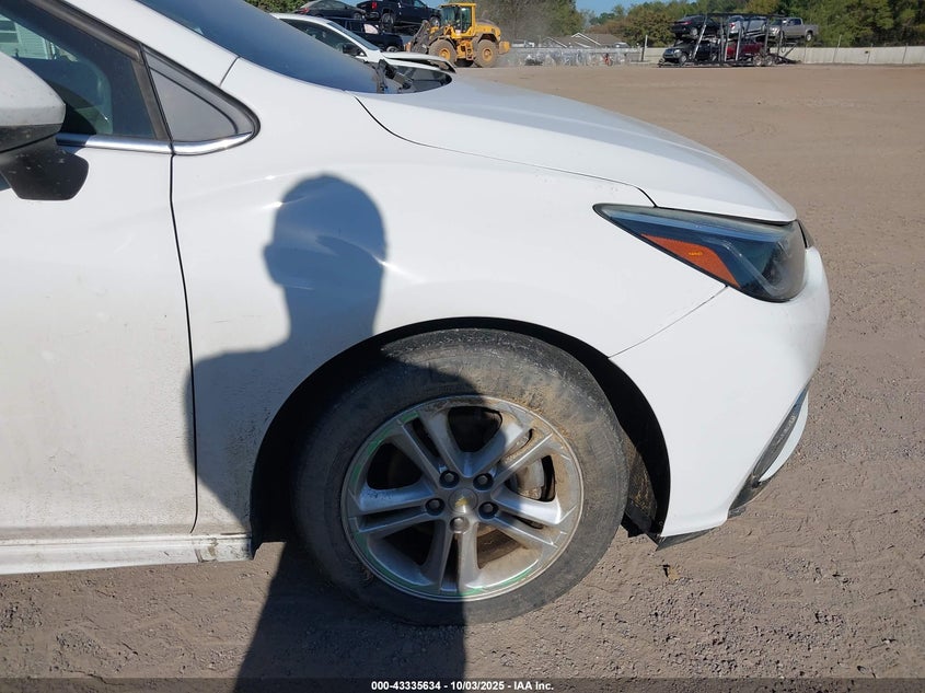 2018 CHEVROLET CRUZE LT AUTO - 1G1BE5SM7J7151250