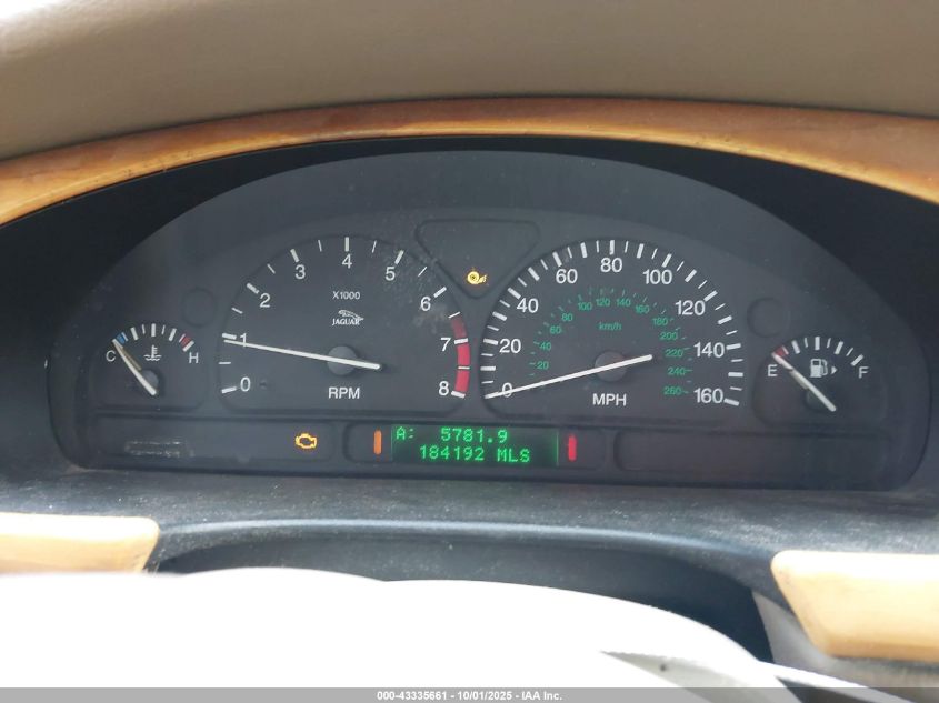 2000 Jaguar S-Type 3.0L V6 VIN: SAJDA01C8YFL64569 Lot: 43335661