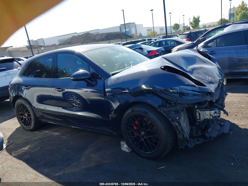 2018 PORSCHE MACAN GTS WP1AG2A57JLB61143