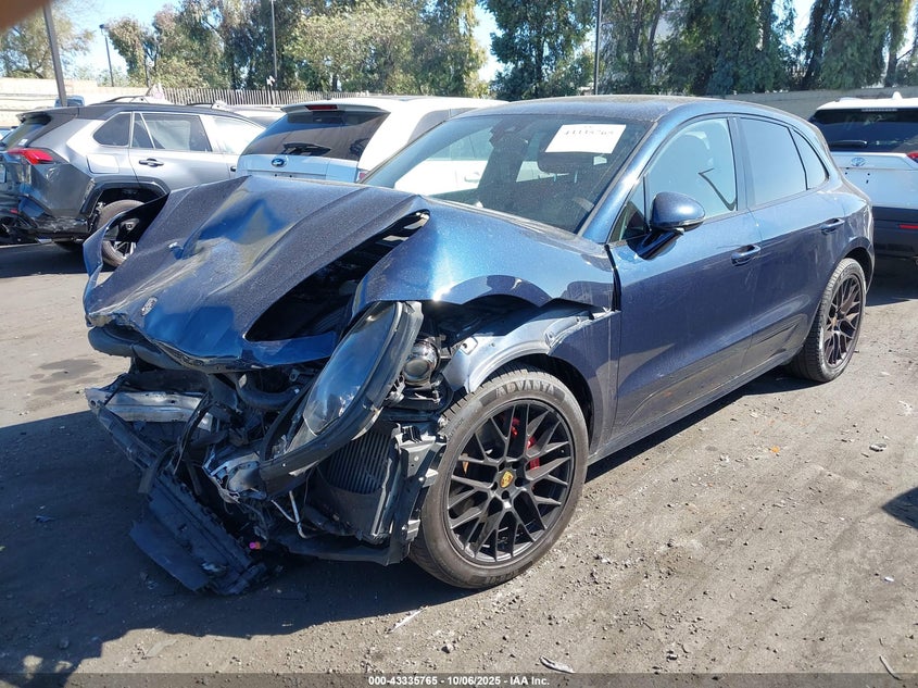 2018 PORSCHE MACAN GTS WP1AG2A57JLB61143