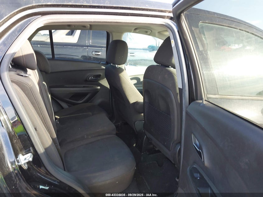 VIN KL7CJKSB7LB068046 2020 CHEVROLET TRAX FWD LS