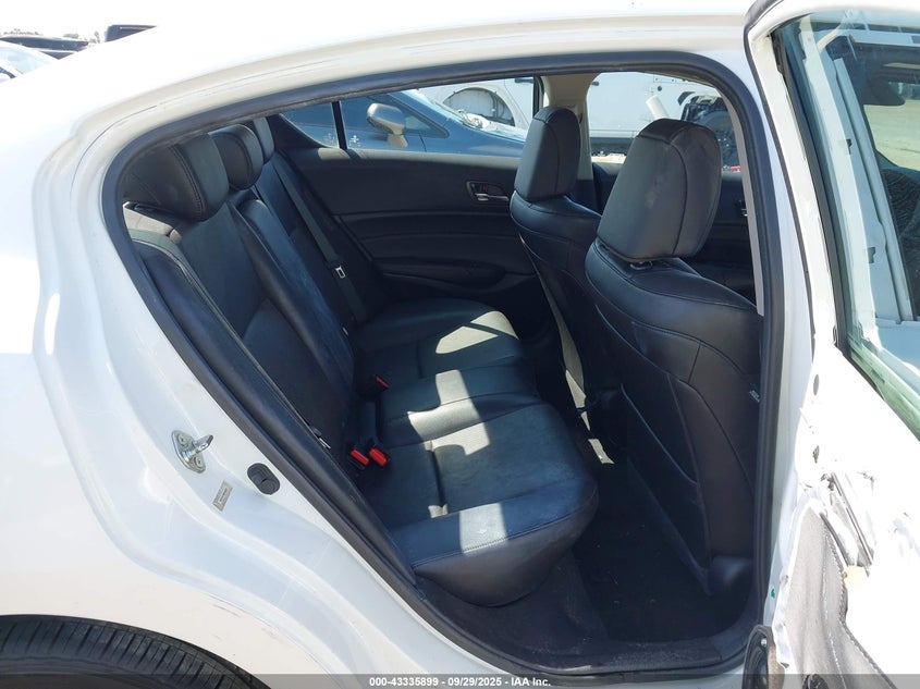 2013 Acura Ilx Hybrid 1.5L VIN: 19VDE3F73DE302557 Lot: 43335899