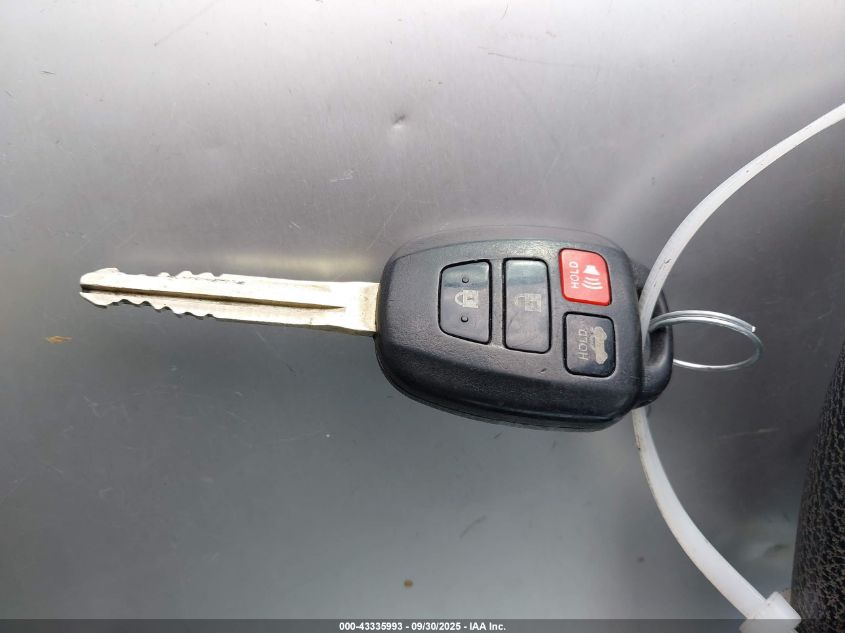 2018 Toyota Corolla Le VIN: 2T1BURHE0JC070543 Lot: 43335993