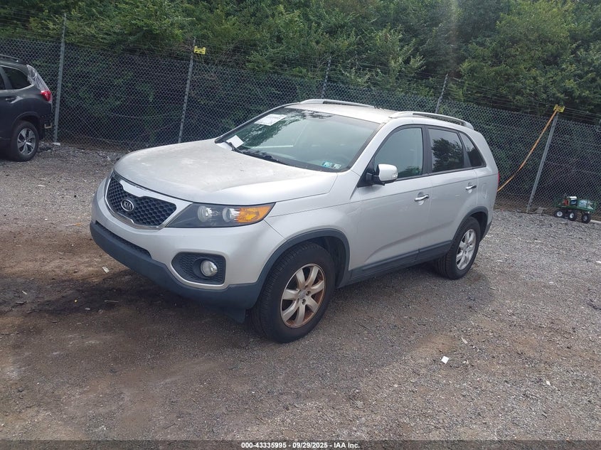 2013 KIA SORENTO LX 5XYKT4A65DG409198