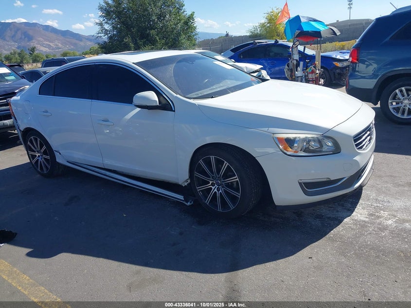 VOLVO S60 T5 DRIVE-E PREMIER