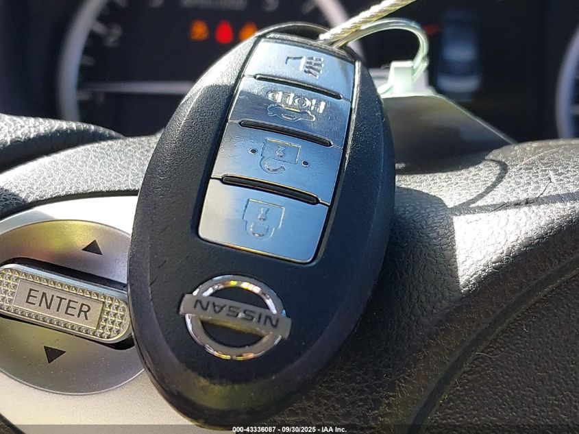 2017 Nissan Sentra Sr VIN: 3N1AB7AP1HY337784 Lot: 43336087