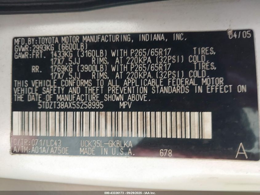 2005 Toyota Sequoia Limited V8 VIN: 5TDZT38AX5S258995 Lot: 43336173