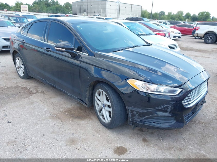 FORD FUSION SE