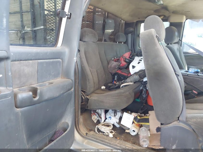 2003 Chevrolet Silverado 1500 Ls VIN: 2GCEC19VX31177620 Lot: 43336371