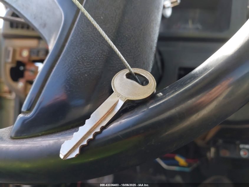 1993 Ford F350 VIN: 1FTHF36M2PNA42955 Lot: 43336403