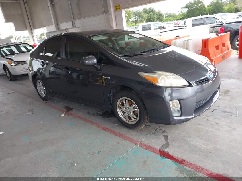 TOYOTA PRIUS III