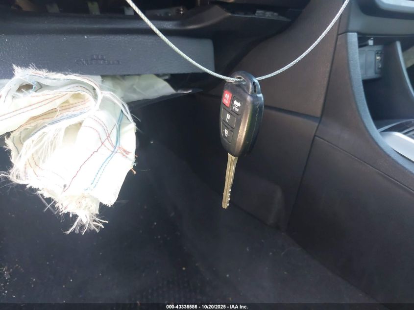 2014 Toyota Corolla Le VIN: 5YFBURHE5EP120164 Lot: 43336586