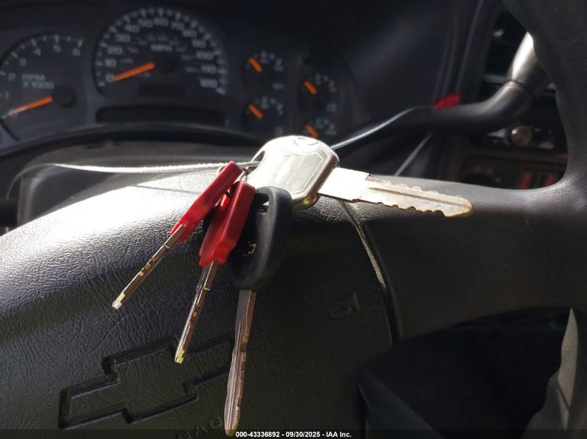 2005 Chevrolet Silverado 1500 Work Truck VIN: 1GCEC14V95Z215467 Lot: 43336892