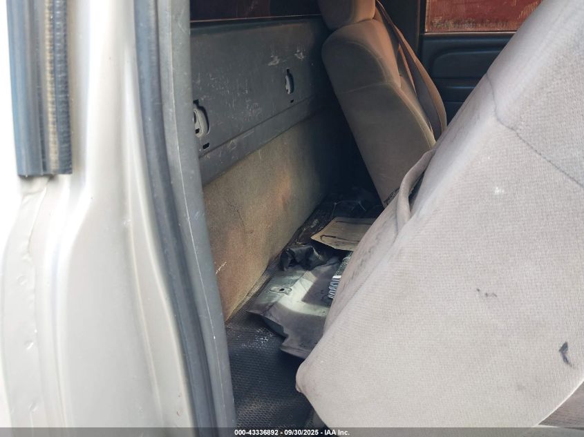 2005 Chevrolet Silverado 1500 Work Truck VIN: 1GCEC14V95Z215467 Lot: 43336892