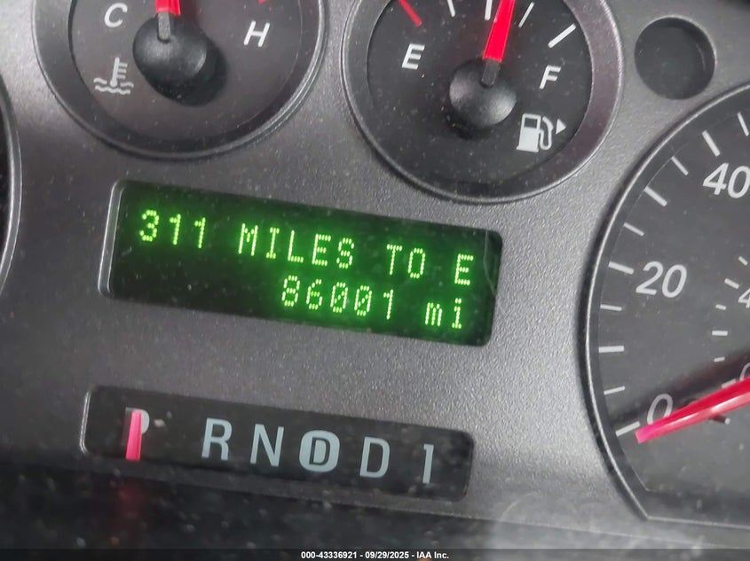 2005 Mercury Sable Gs VIN: 1MEFM50U25A601327 Lot: 43336921