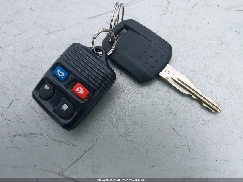 2005 Mercury Sable Gs VIN: 1MEFM50U25A601327 Lot: 43336921