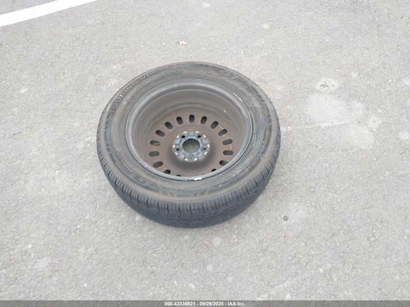 2005 Mercury Sable Gs VIN: 1MEFM50U25A601327 Lot: 43336921