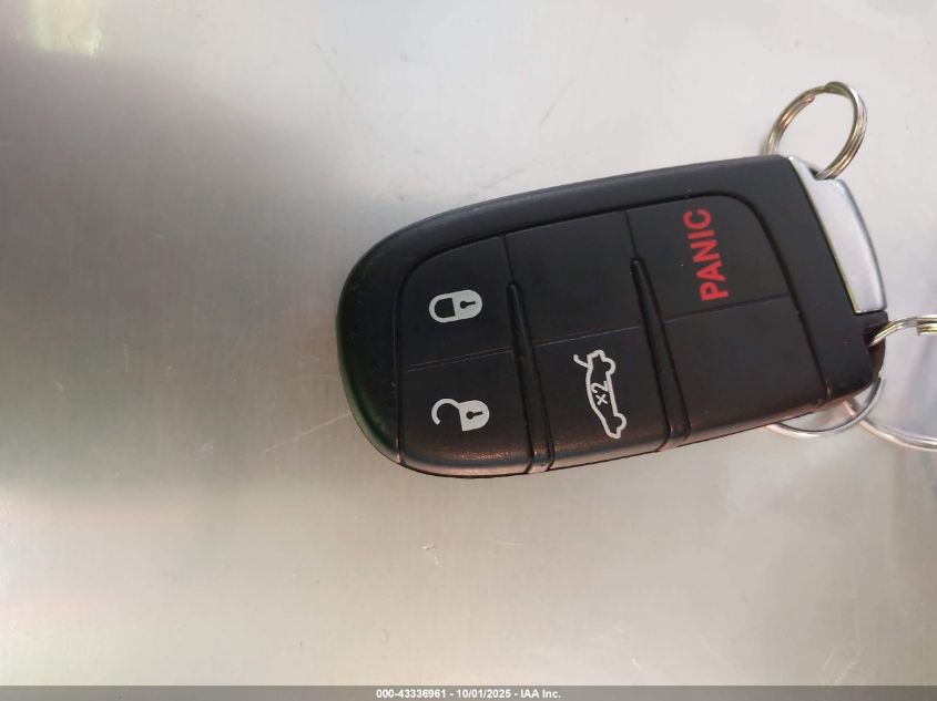 2016 Chrysler 200 Limited VIN: 1C3CCCABXGN112831 Lot: 43336961