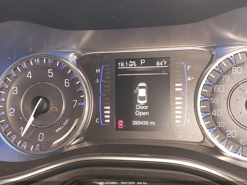 2016 Chrysler 200 Limited VIN: 1C3CCCABXGN112831 Lot: 43336961