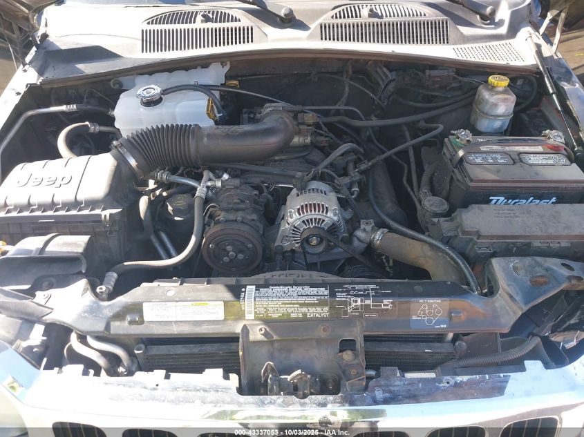 2005 Jeep Liberty Sport VIN: 1J4GK48K55W560309 Lot: 43337053