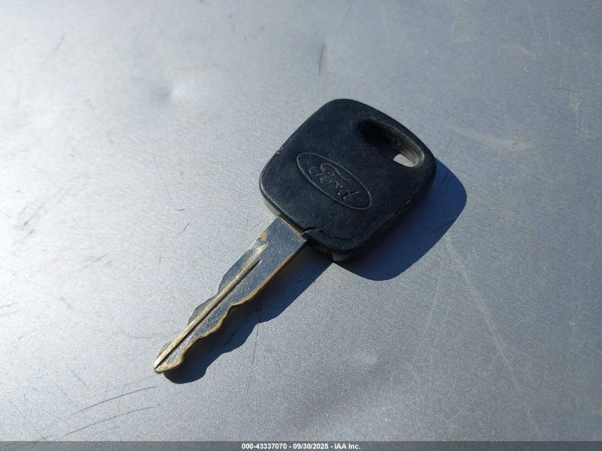 2001 Ford F-150 King Ranch Edition/Lariat/Xlt VIN: 1FTRW08L91KD94477 Lot: 43337070