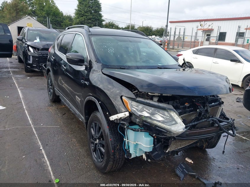 2017 NISSAN ROGUE SV - 5N1AT2MT2HC760027