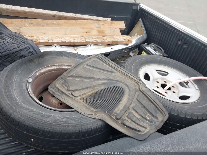 1998 GMC Sierra 1500 Sl Wideside VIN: 2GTEC19R6W1551728 Lot: 43337098