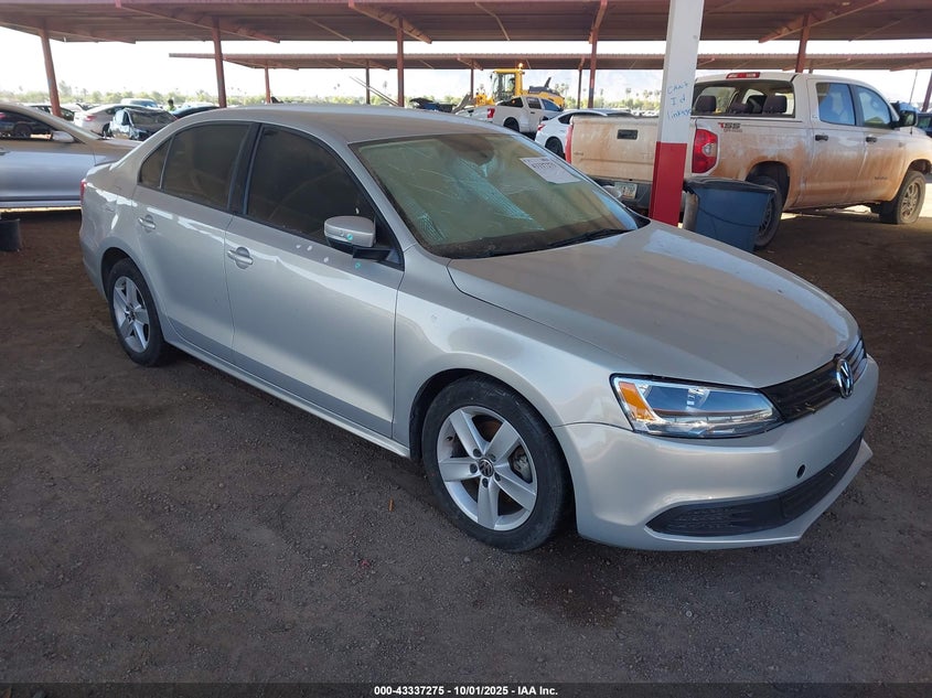 VOLKSWAGEN JETTA 2.0L TDI LE