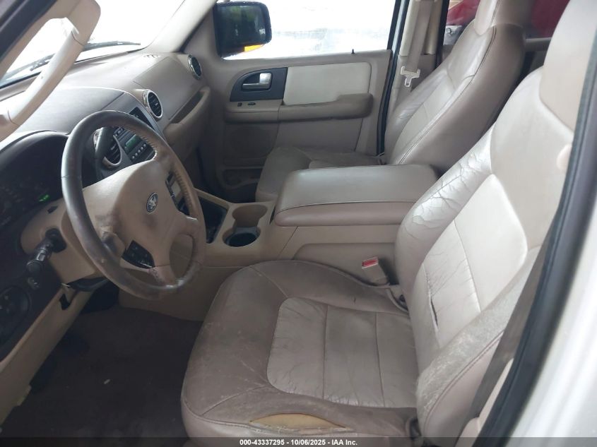 2004 Ford Expedition Eddie Bauer VIN: 1FMRU17W54LB62556 Lot: 43337295